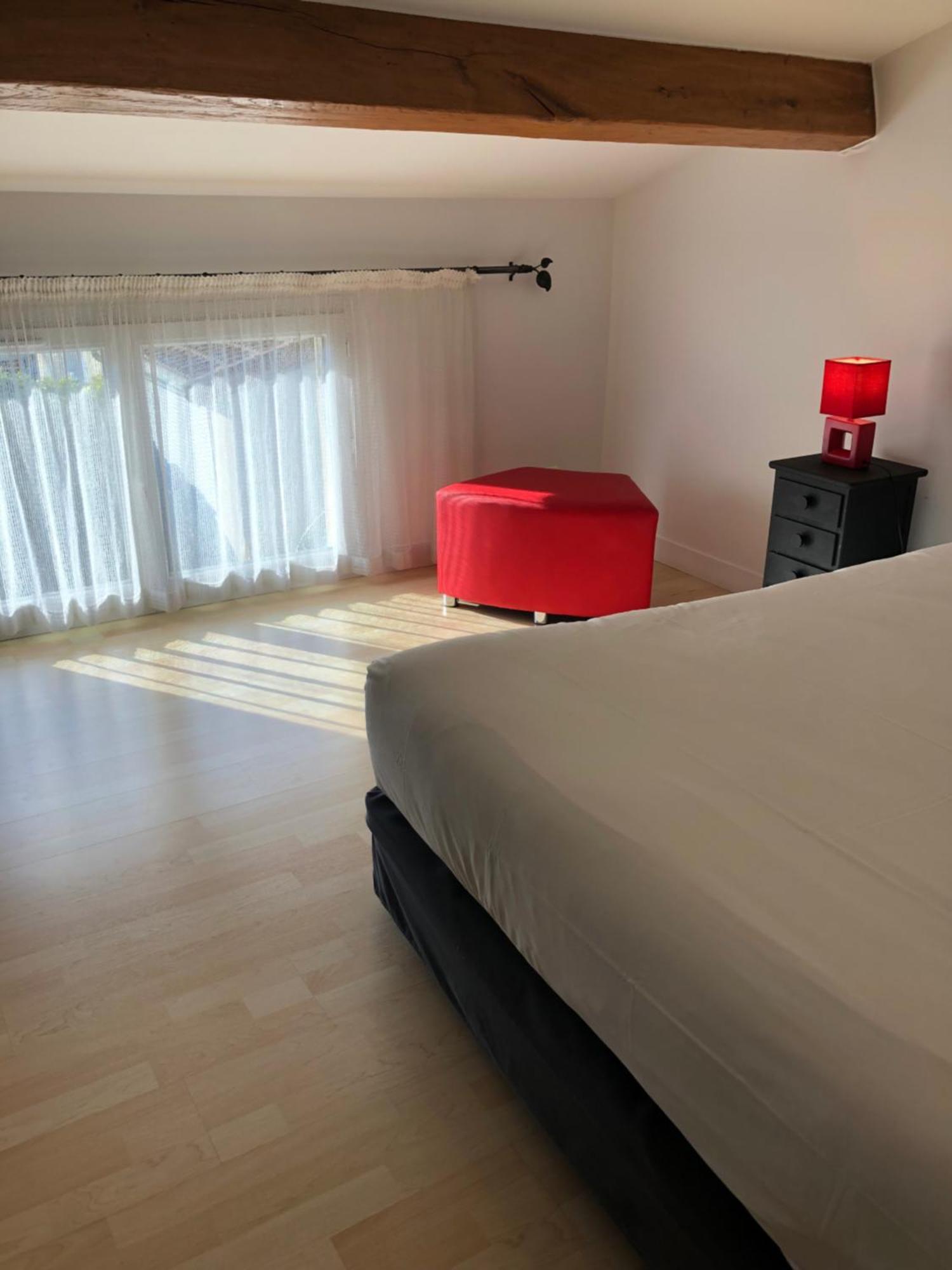 Une Chambre A Neuilly Guest House Exterior foto